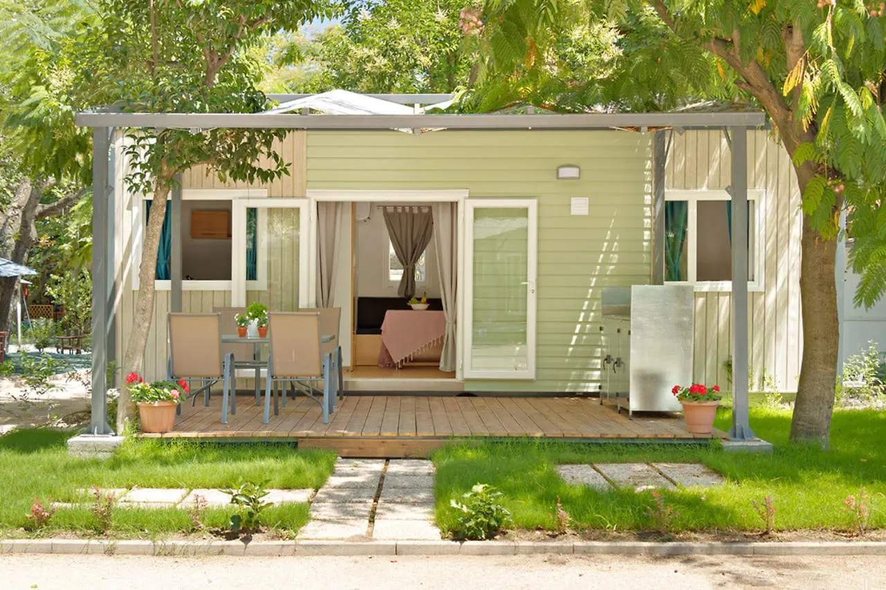 Armenistis Camping & Bungalows Sarti Kemping
